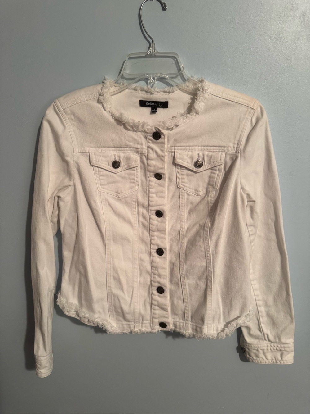 Relativity Women's White Frayed Trim Denim Jacket